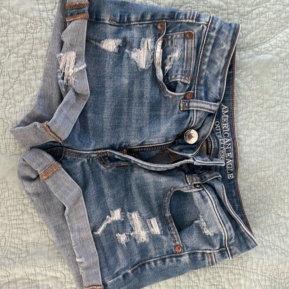 American Eagle Super Stretch size 2 Jean shorts.